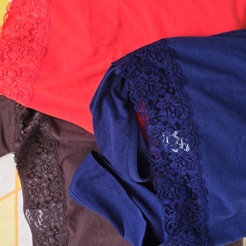 EUC - Plus Size Tank Tops in Brown, Red And Blue Bundle, Size 1X/1T - Picture 15 of 16